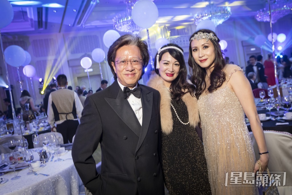 陳少霞深得老公李文輝愛錫。
