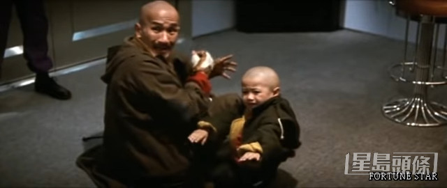 「光頭仔」王嘉明在《最佳拍檔》系列飾演麥嘉兒子。