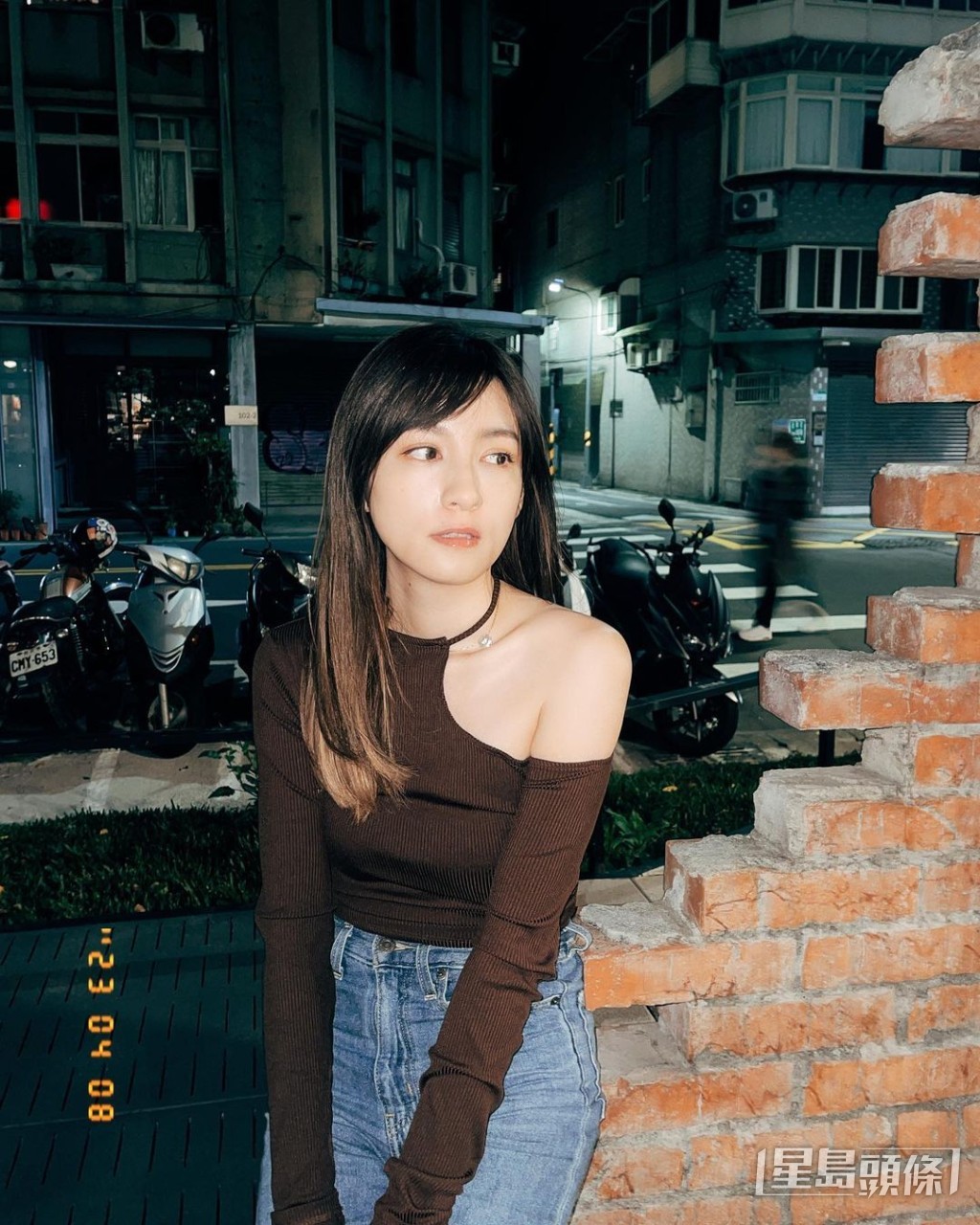 陳嘉倩早前出走台灣騷香肩。
