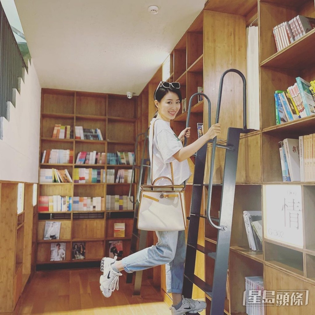 2019年忽然宣佈婚訊。