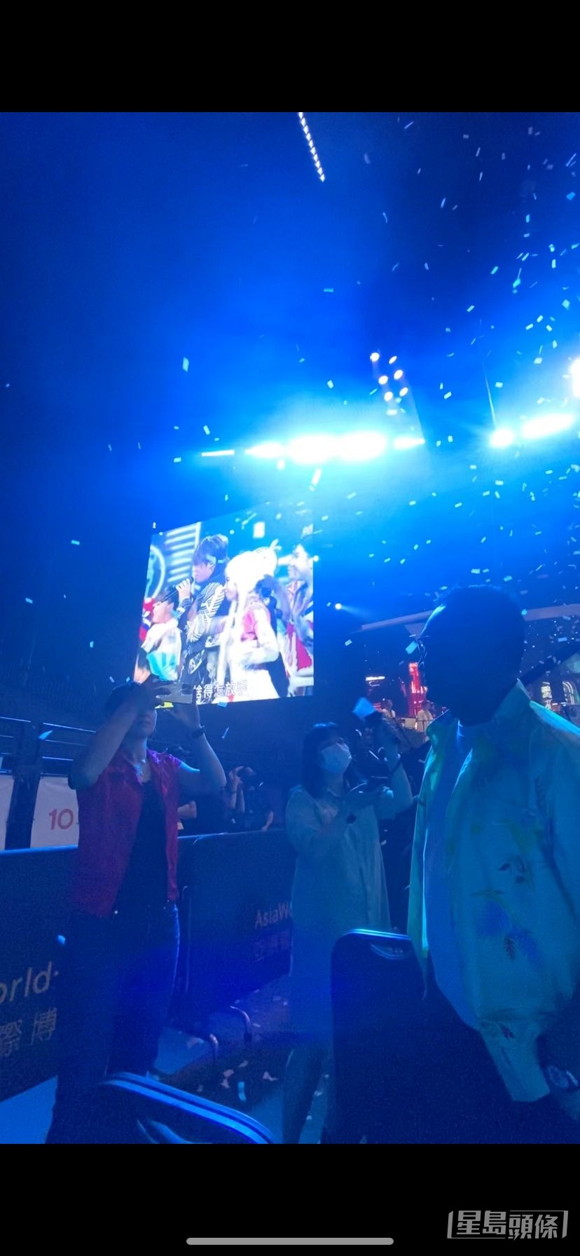 玩互拍,你拍我我又拍吓你。