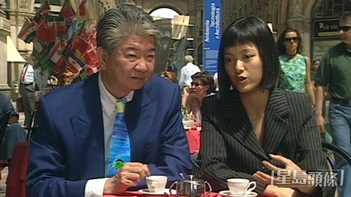 《蔡瀾歎世界》每集都有不同美女陪蔡瀾歎世界,是90年代旅遊節目的經典作。