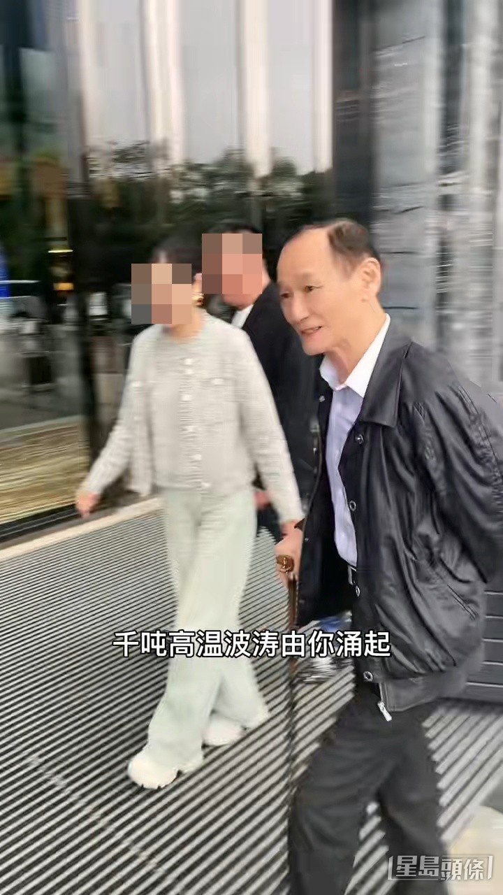 陈惠敏明显消瘦不少,连面颊都凹埋。