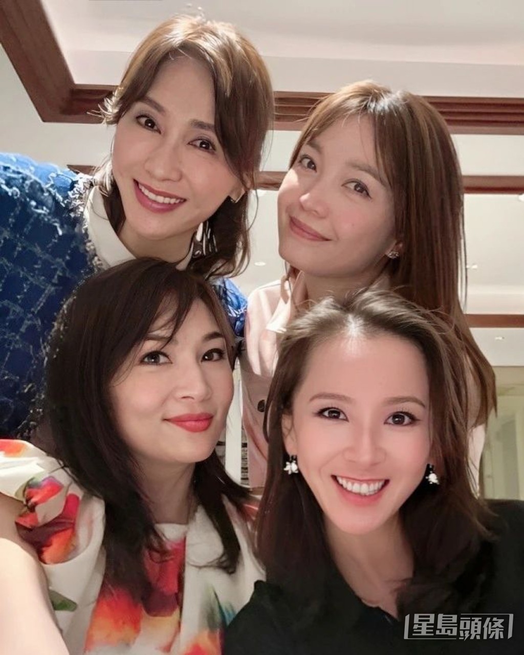 林寶賢(後右)成功融入上流社交圈。