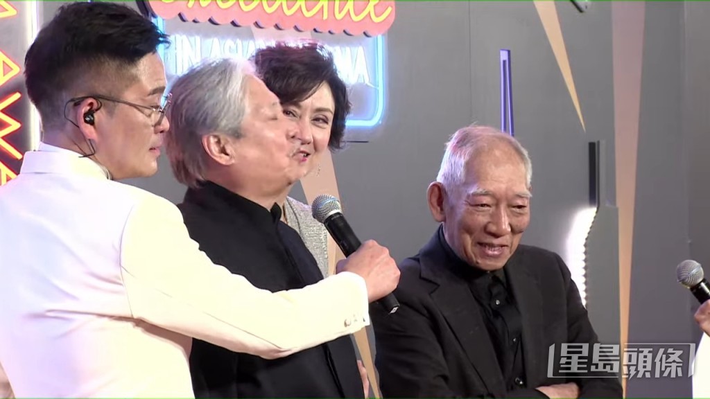 洪金寶坦言：「我依家都好少睇戲，呢幾年冇拍戲。」