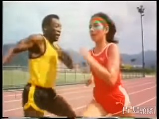 不過球王輕鬆追到。