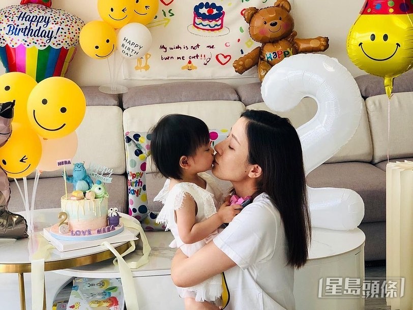 楊茜堯非常愛錫女兒小珍珠。