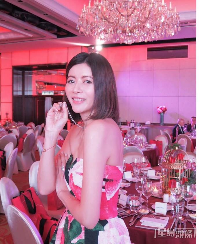 陈霁平曾跟不少公子哥儿拍拖，但都未能走到最后。