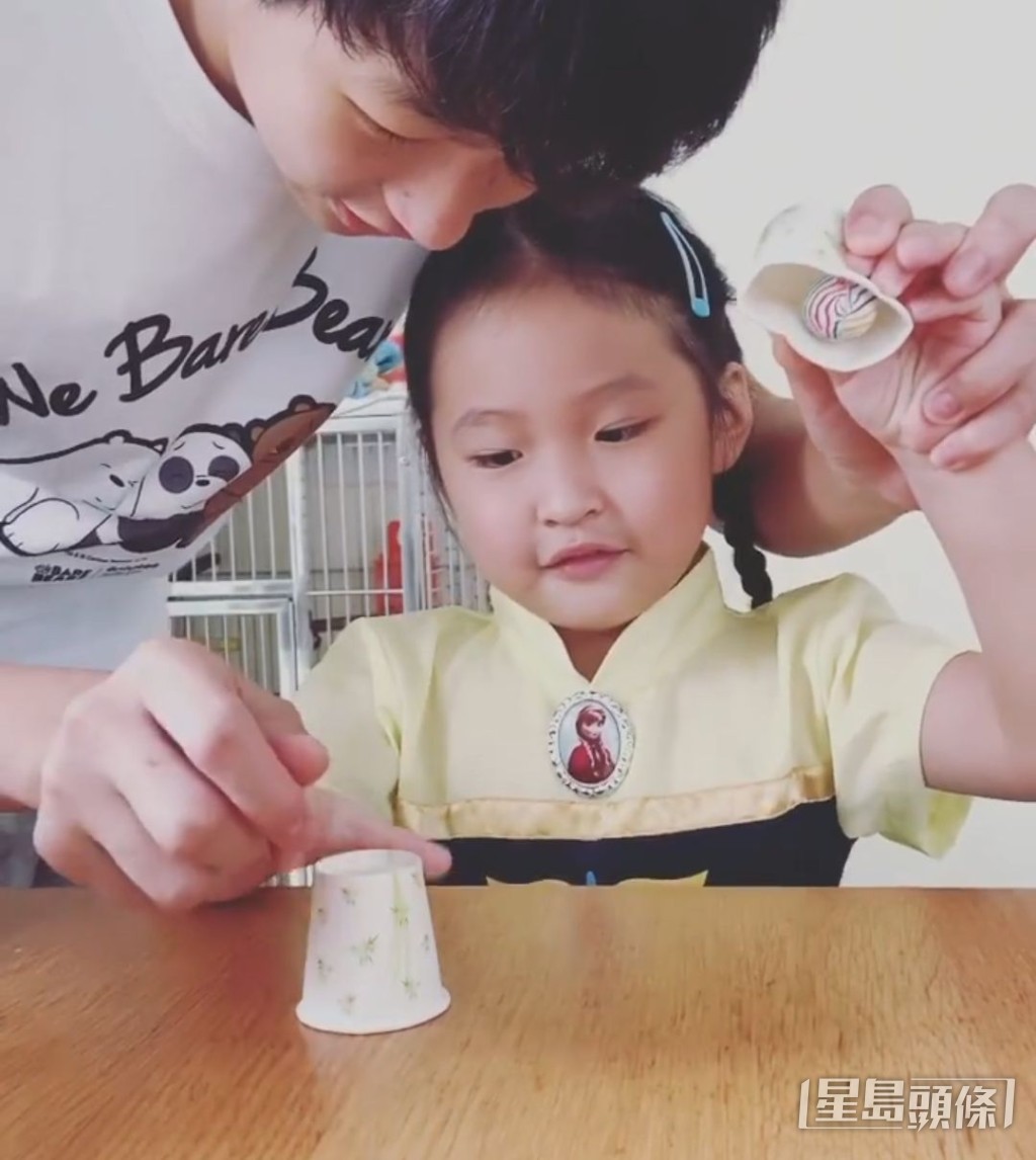 戲中Joman跟細佬朱敏瀚，有啲似同16歲繼子Day仔嘅相處。