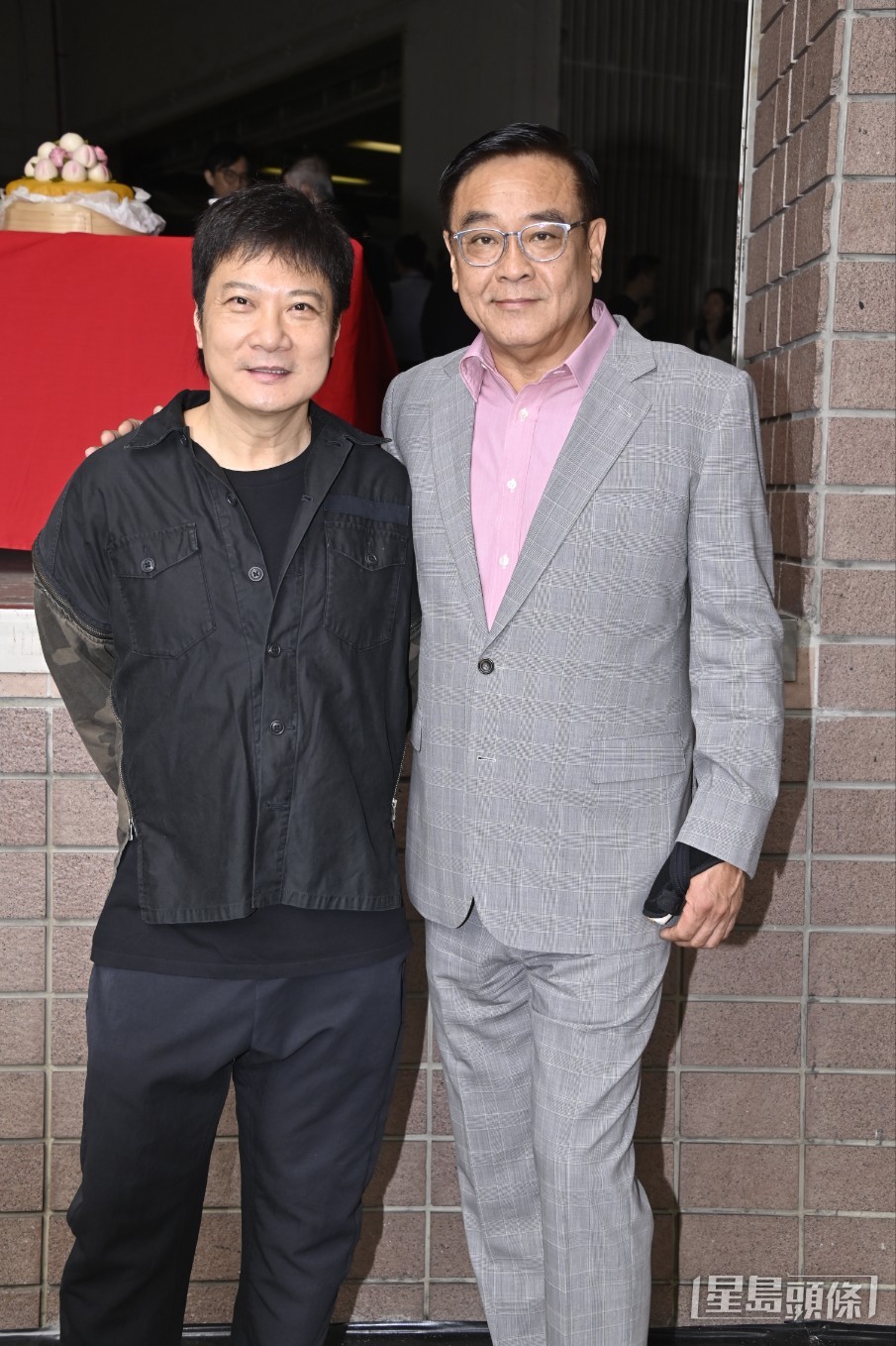 钱嘉乐 尔冬升