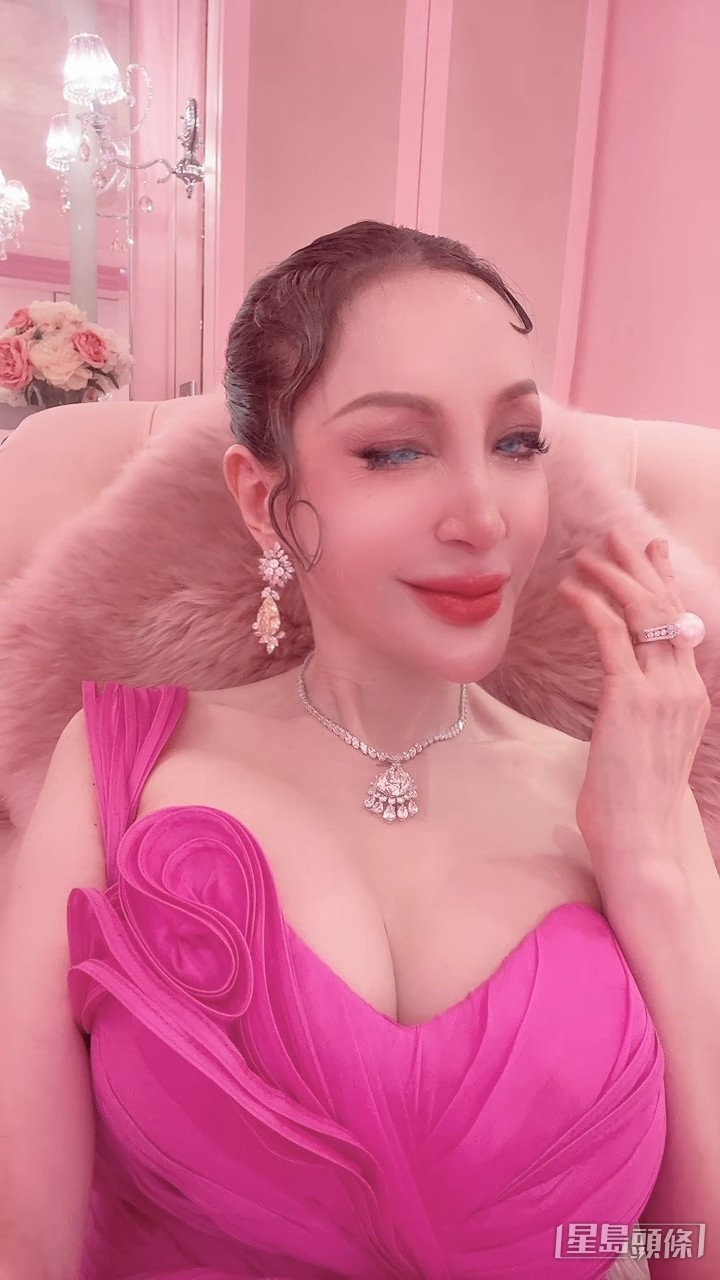 薛芷倫仲單眼。