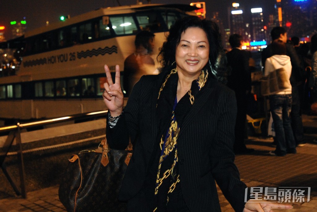 劉月好近日激罕現身容天佑粉絲聚會。