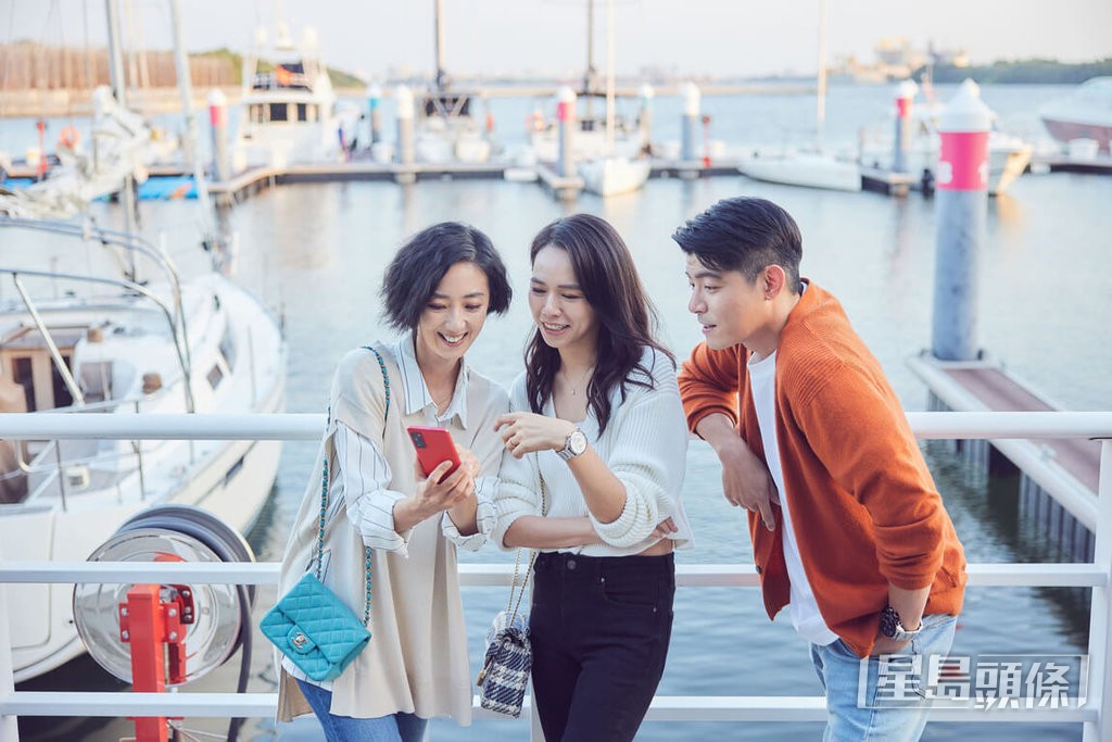 桂綸鎂與夏于喬(中)主演的劇集《台北女子圖鑑》,最近已在串流平台上架。 