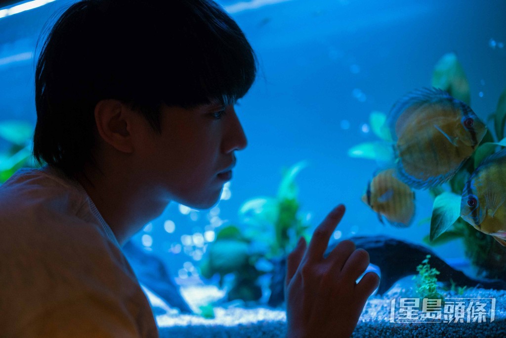 子軒很孤獨。