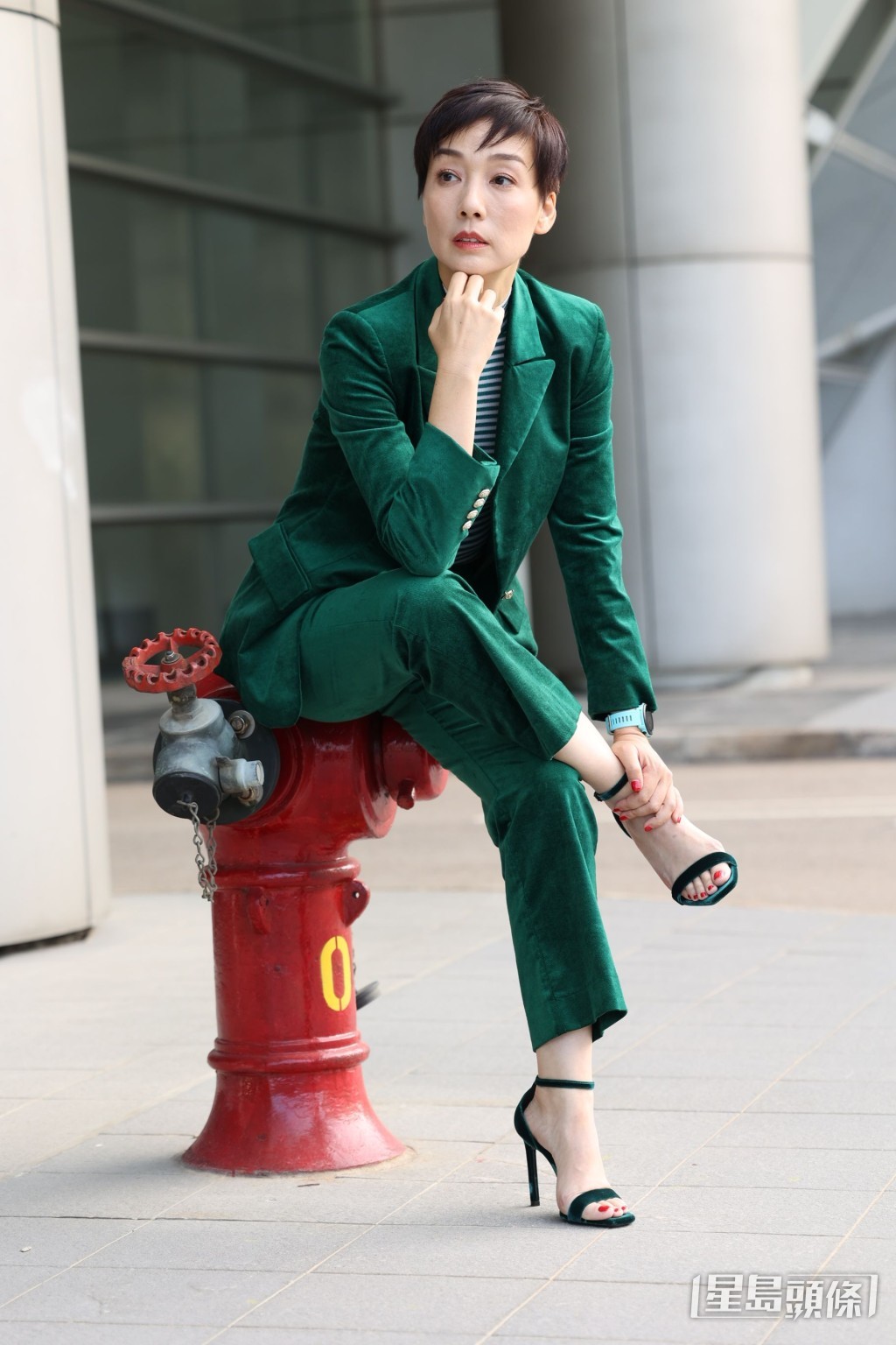 美儀變得人美心善。