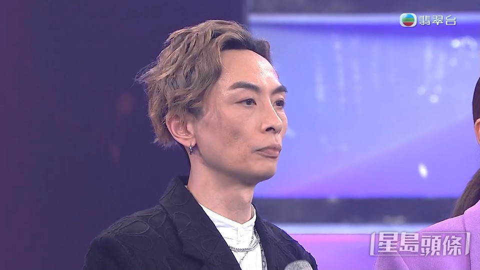 顏志恒聽完評語頹晒。
