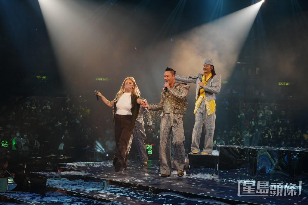 草蜢近日在紅館舉行演唱會，還捉欣宜上台做嘉賓。