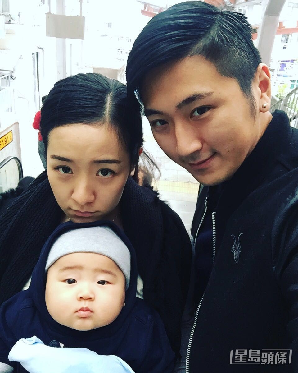伍偉樂坦承入不敷支時，曾要家人出手接濟，為慳錢更與家人同住。