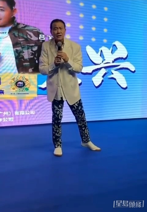 不過65歲萬梓良身形消瘦不少,且面頰凹陷兼嚴重髮線後移。