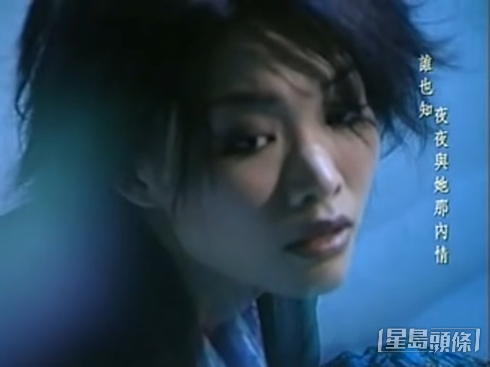 許美靜90年代憑一曲《明知故犯》紅遍華語樂壇。