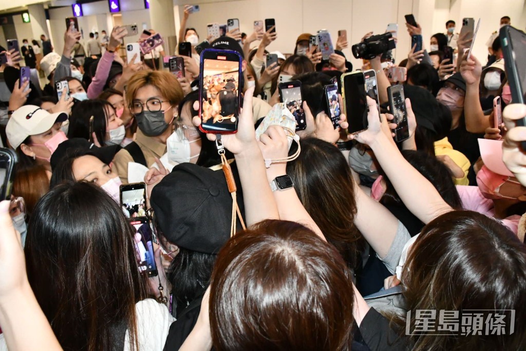fans係咁影相。