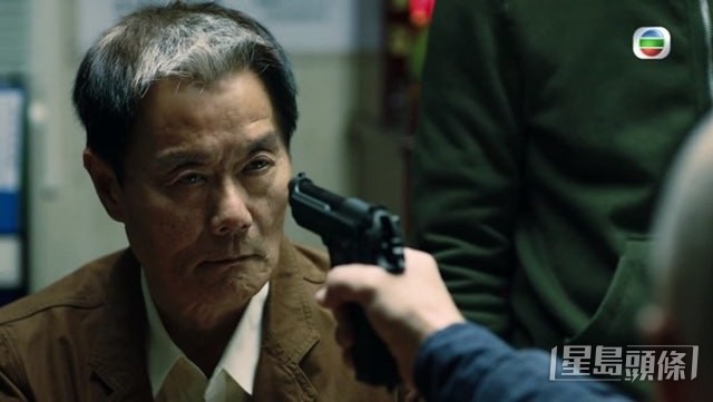 亦是近年TVB的「御用大佬」。