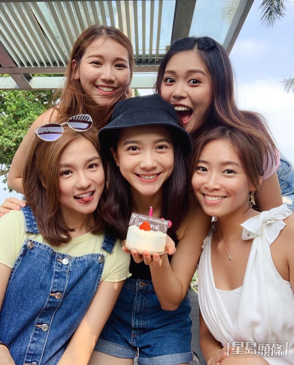 曾效力TVB，与不少女艺人成为好友。