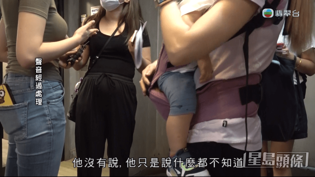 摄影师更以多角度超“邪恶”镜头拍摄。
