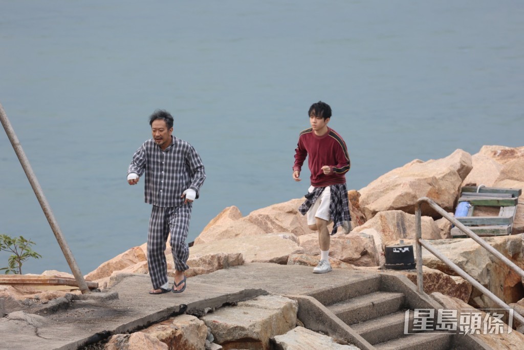 跑完又跑。