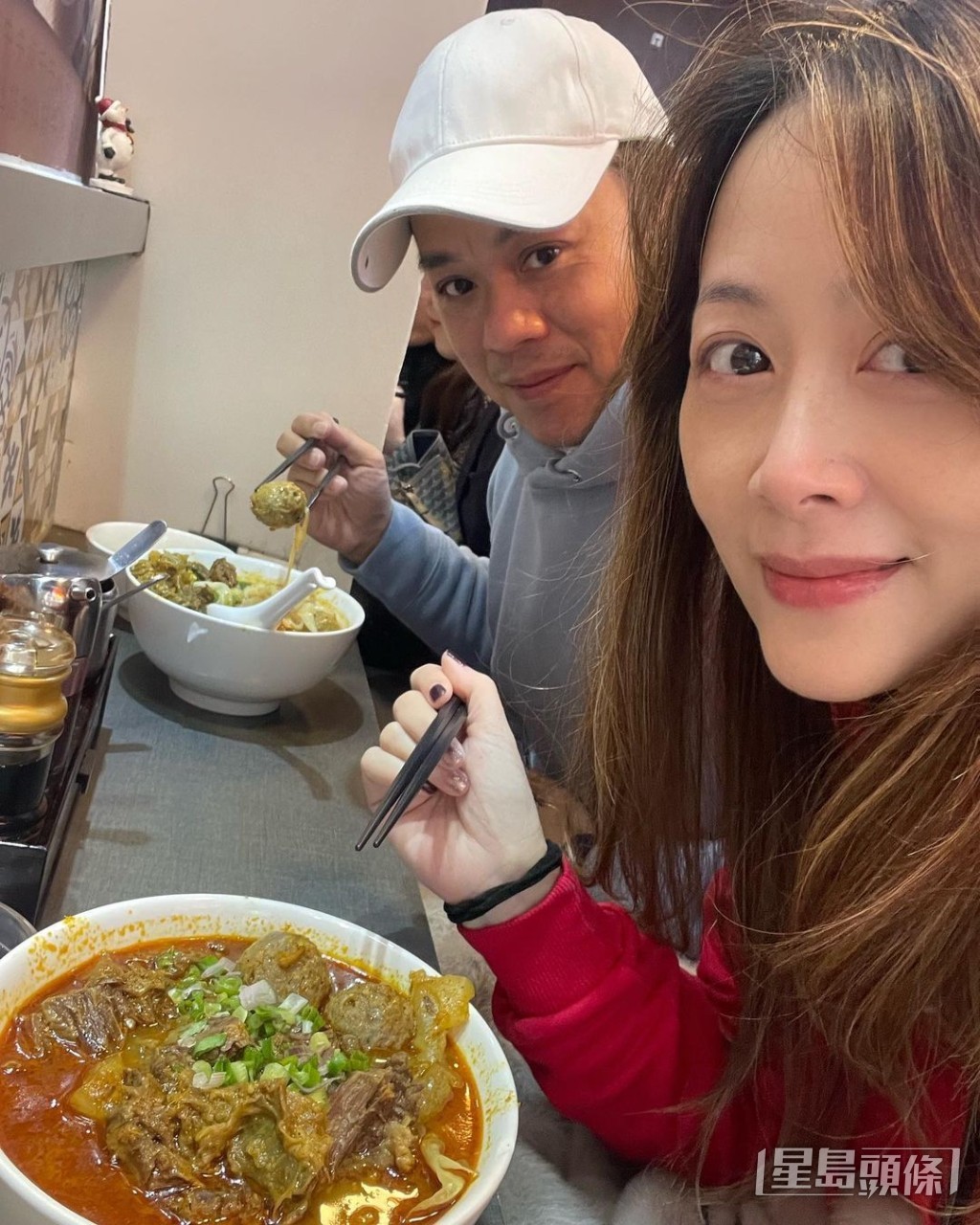 姚樂怡早前一家到三亞度假。