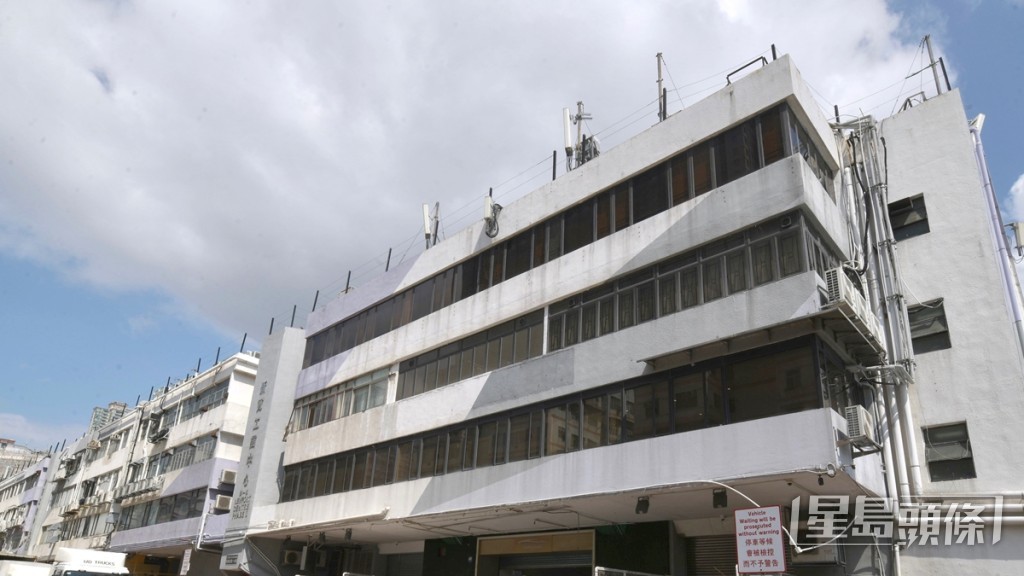 楊永杰指工廈業權複雜,業主參與重建可以避免重新招標。資料圖片