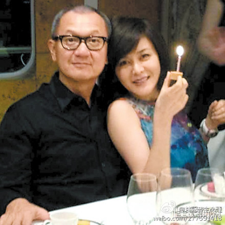2007年關之琳低調戀當時仍是「人夫」身分的台灣富商陳泰銘，直到2015年，關之琳在公開場合自爆和陳泰銘已離婚。