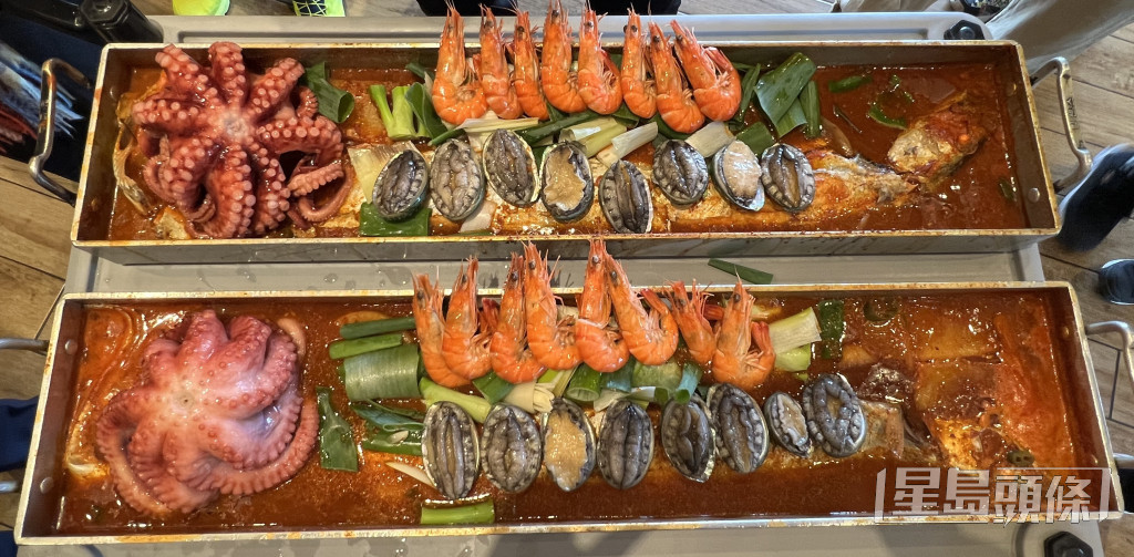 “济洲五圣”是济州海鲜名店，1973年已开业，4人份量的海鳝餐盛价钱230000韩圜（约1,380港元），必须提前订位及预订。