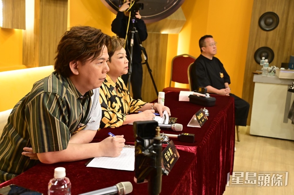 由肥媽、伍仲衡做評審。