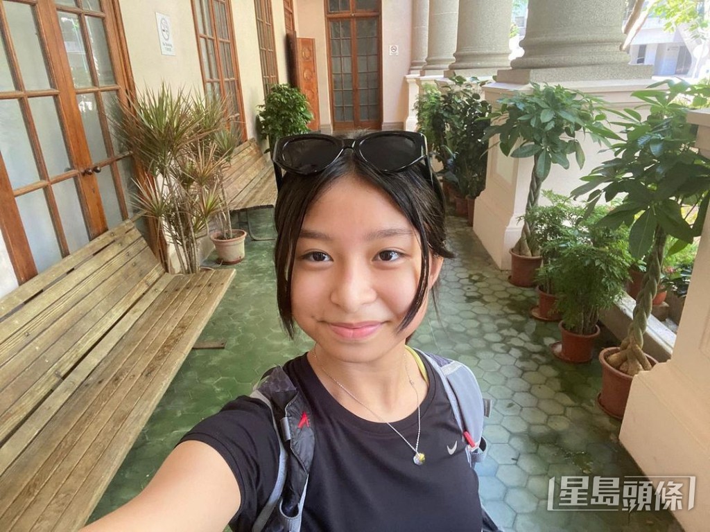 踏入15歲,反而更增添了幾分成熟味。