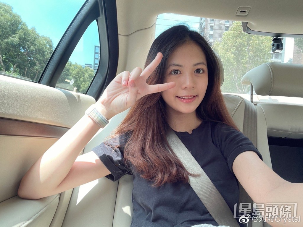 劉蒔好鍾意影相。