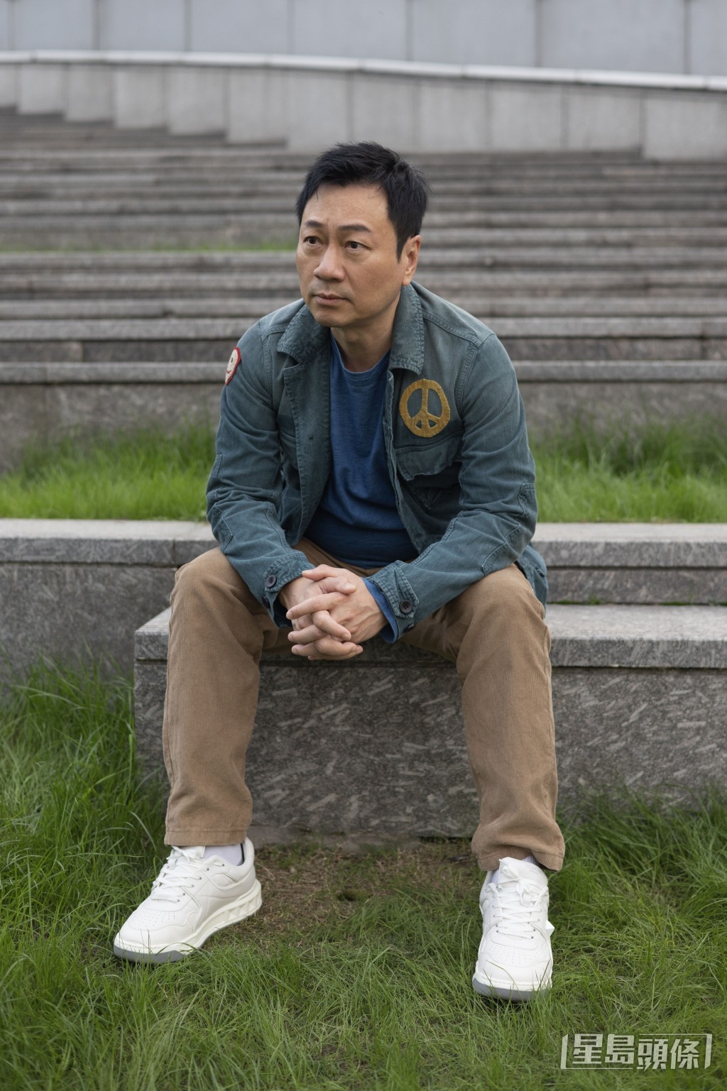 黎耀祥满足现状。