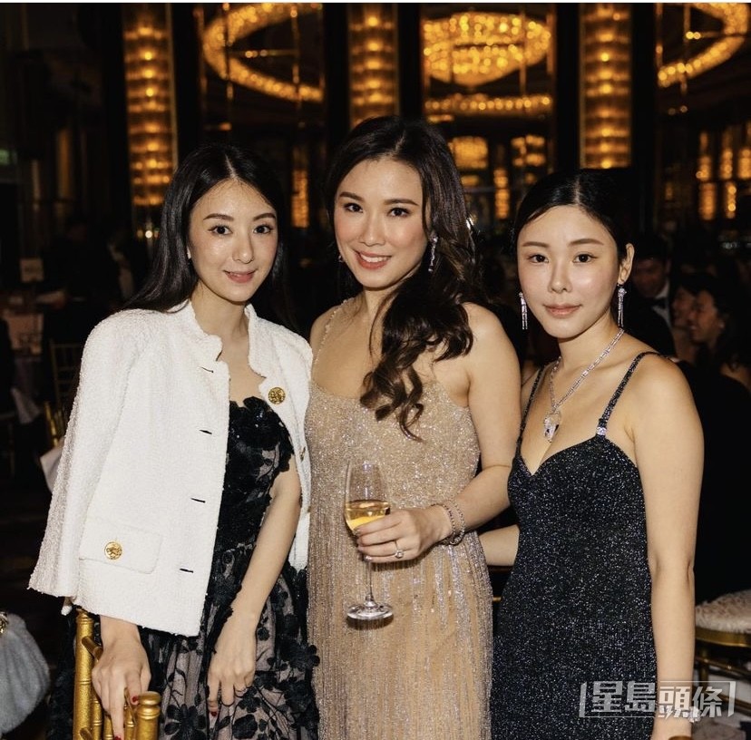 去年11月，刘倩婷邀请方媛及蔡天凤出席“London Ball 2022”。
