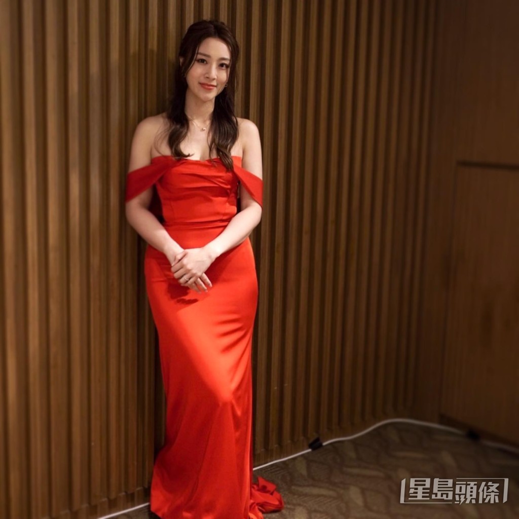 今年33歲的黃愷怡在2019年已經成為人妻。