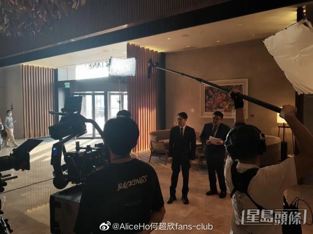 何猷亨為電影特别出演出。