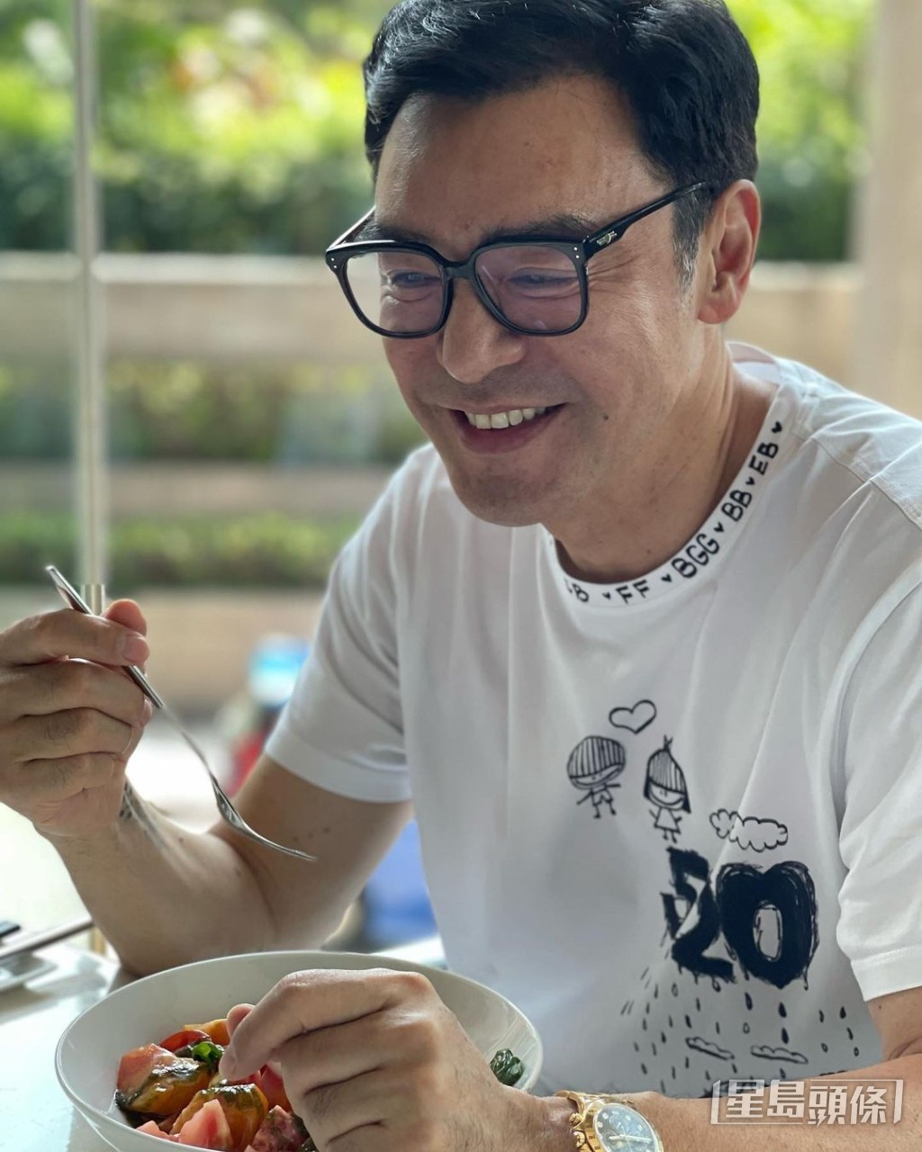范姜經常分享B哥生活靚相。