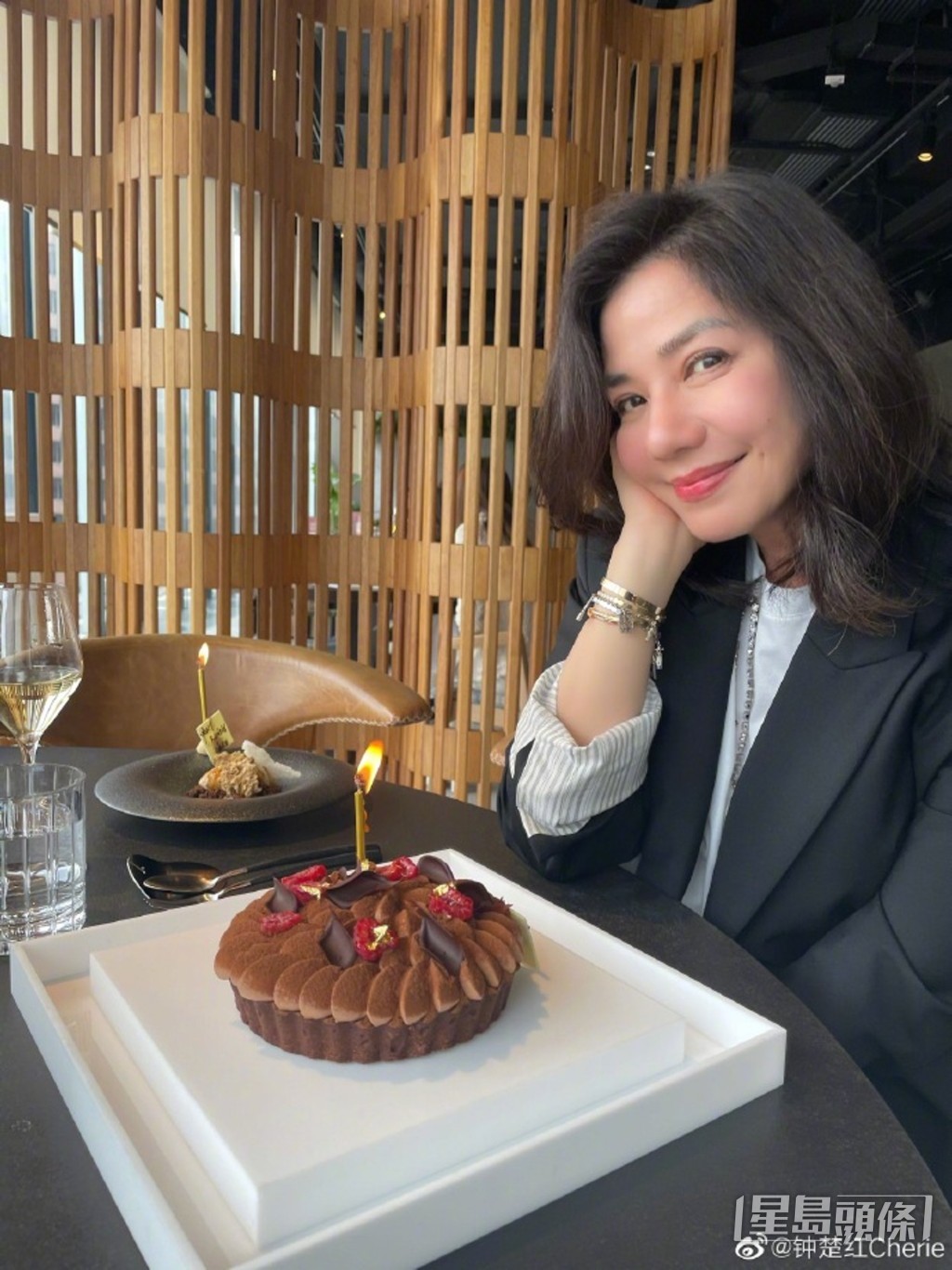 紅姑好優雅。