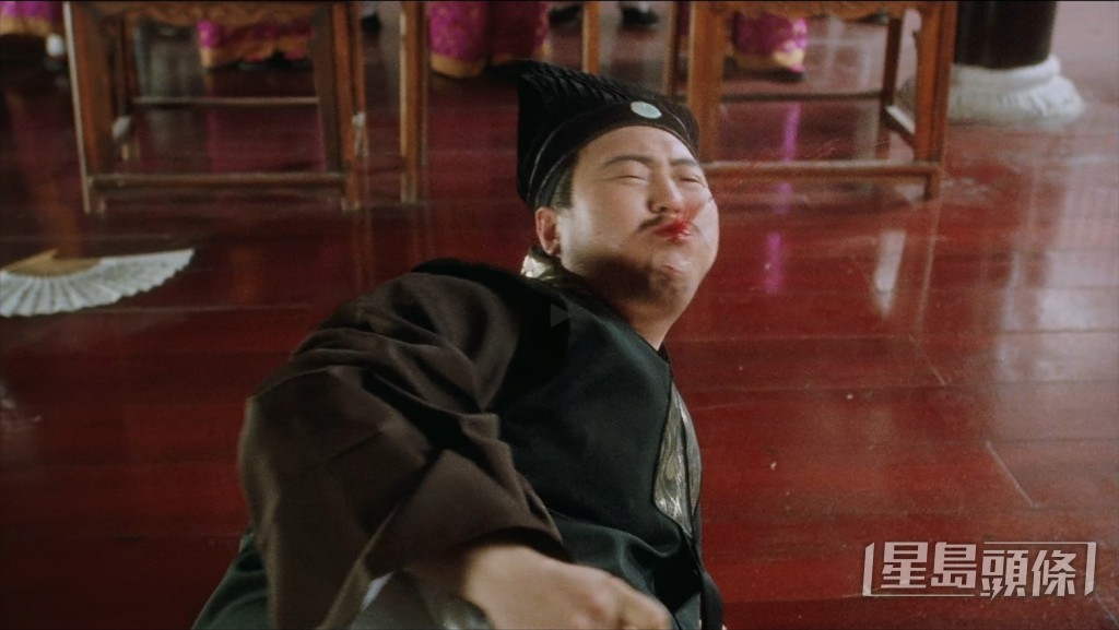 1993年《唐伯虎點秋香》飾演「對穿祥」,角色一樣經典。