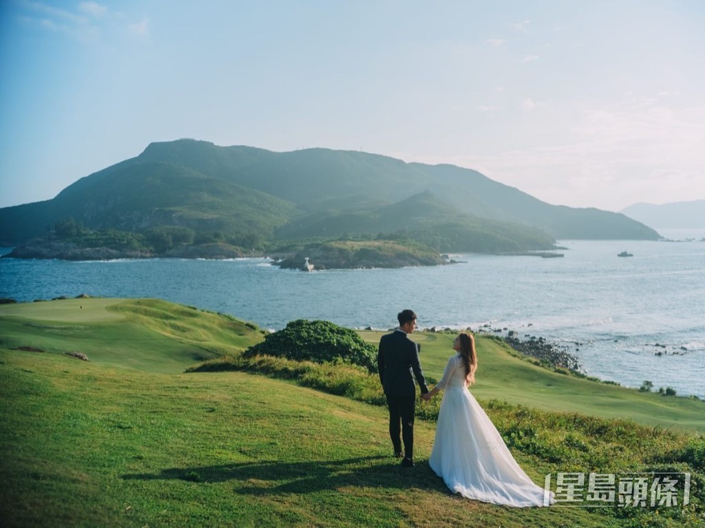 伍富桥在结婚一周年推出MV。
