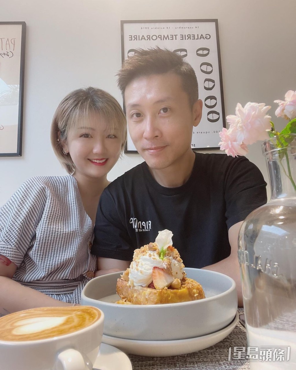 李悅彤與丈夫相當恩愛。