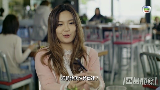 除咗拍劇之外，仲試過主持《放學ICU》、《問問Master Joe》等兒童節目，其中佢首洗腦曲《請你食麵》仲唱到街知巷聞添！