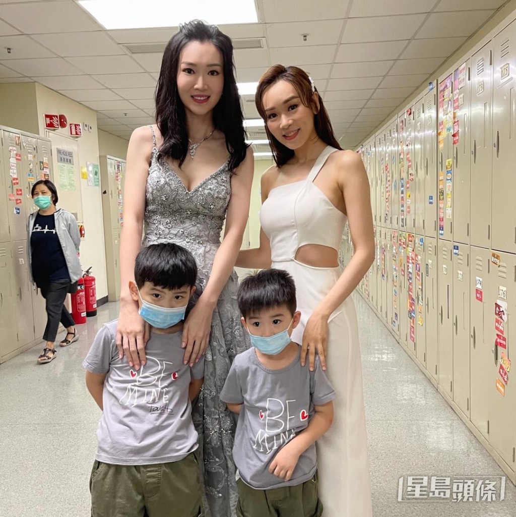 葉翠翠試過帶囝囝返TVB錄影，還與其他藝人朋友打卡留念。