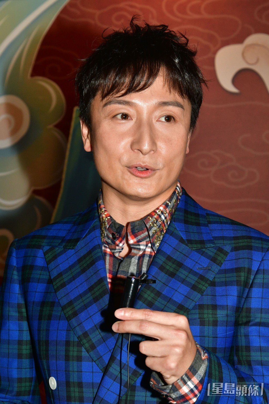 日前葉萱再度到韓國作供,方力申尊重女友家人意願,所以未有到韓國。