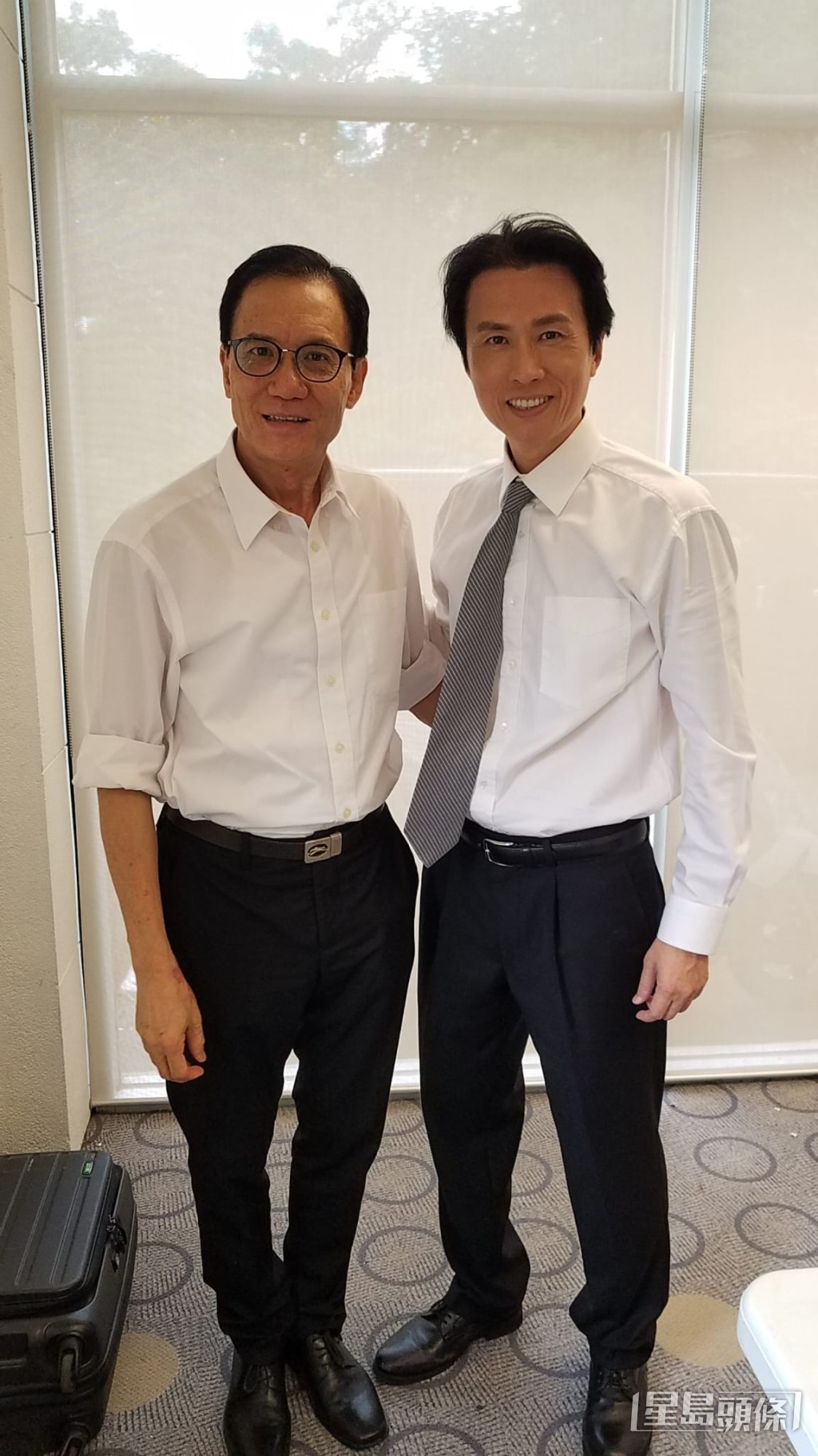 同黃子華首次合作。