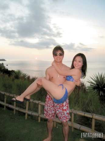 霍啟仁前女友Rebecca後來戀上Leon Yao，惟24歲的她後來跳樓身亡。（《東周刊》圖片）